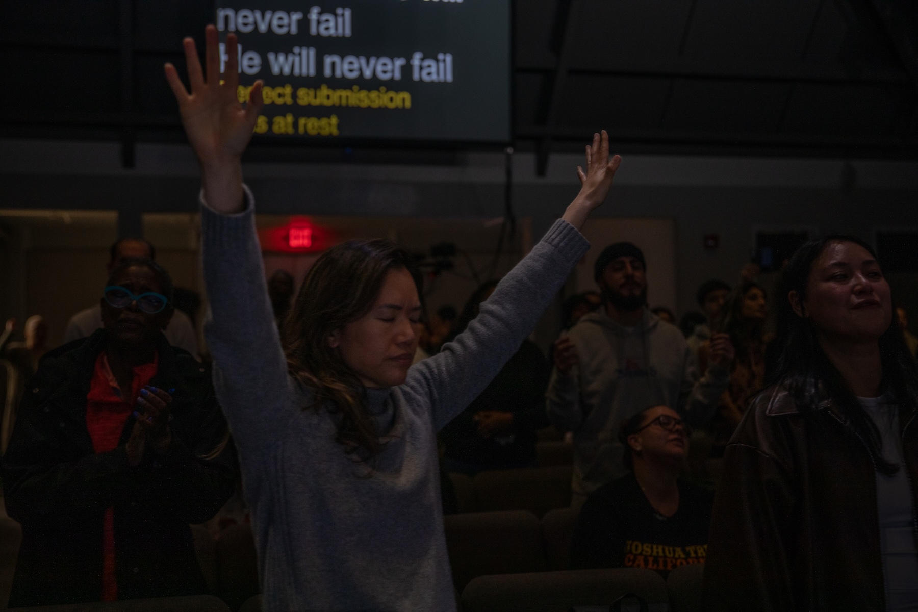 Worship at Lineage Church