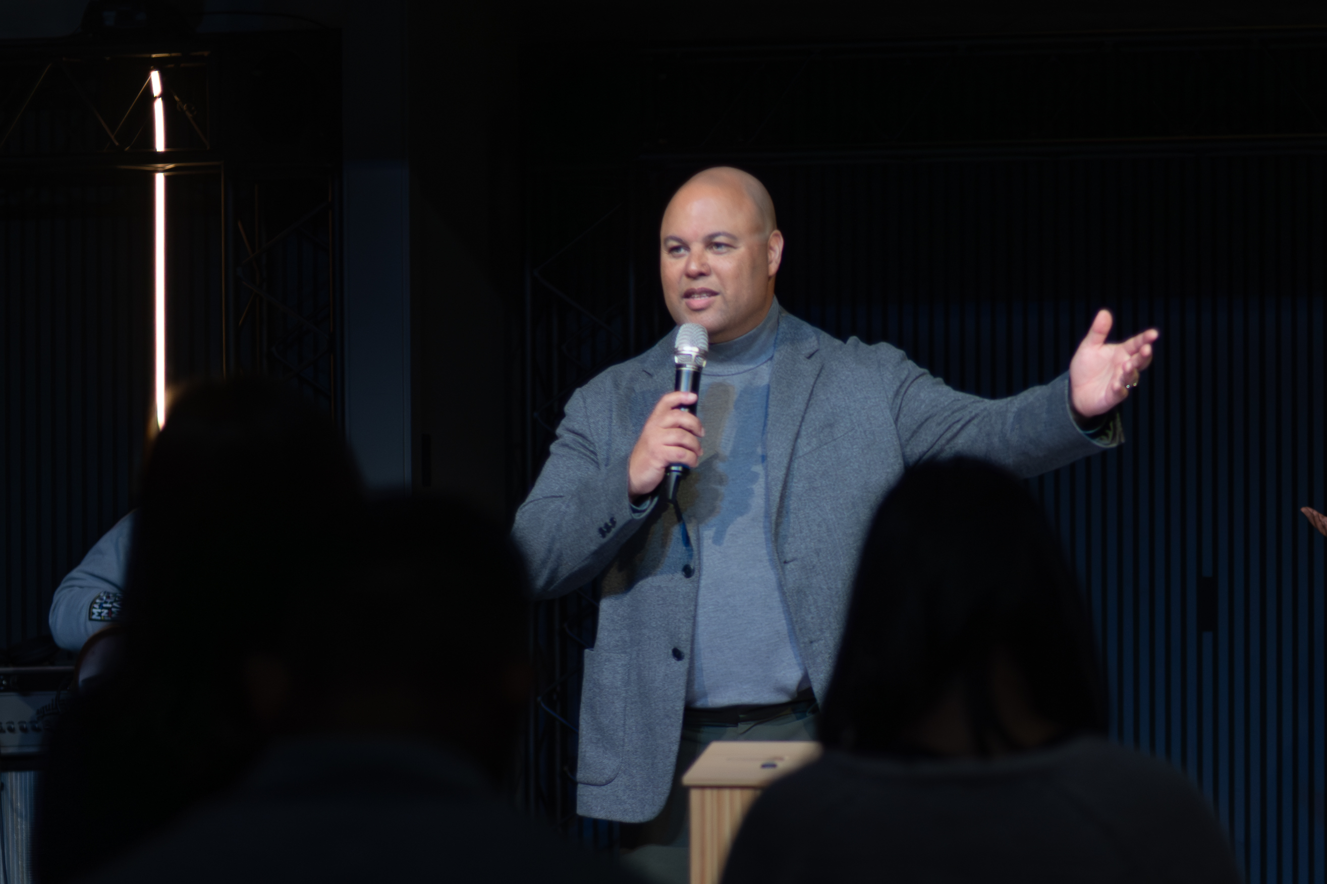Pastor Benjamin Robinson sharing a message at Lineage